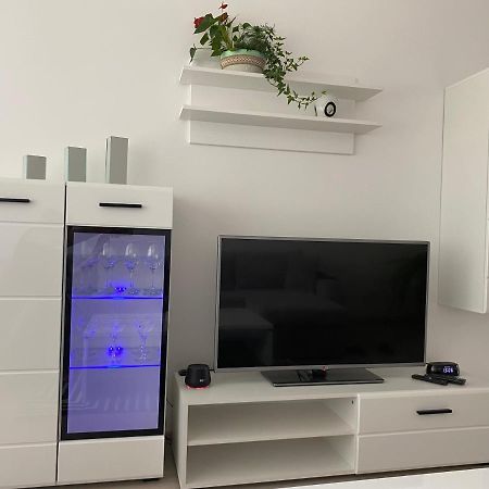 Centra Apartamenti Алуксне Экстерьер фото